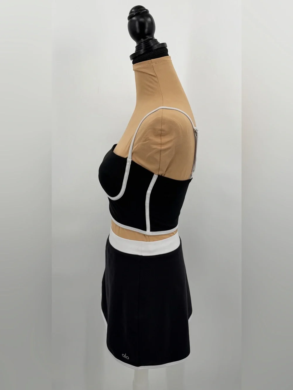 Alo yoga black white airbrush streamlined matching bra tank & skirt set S/XS